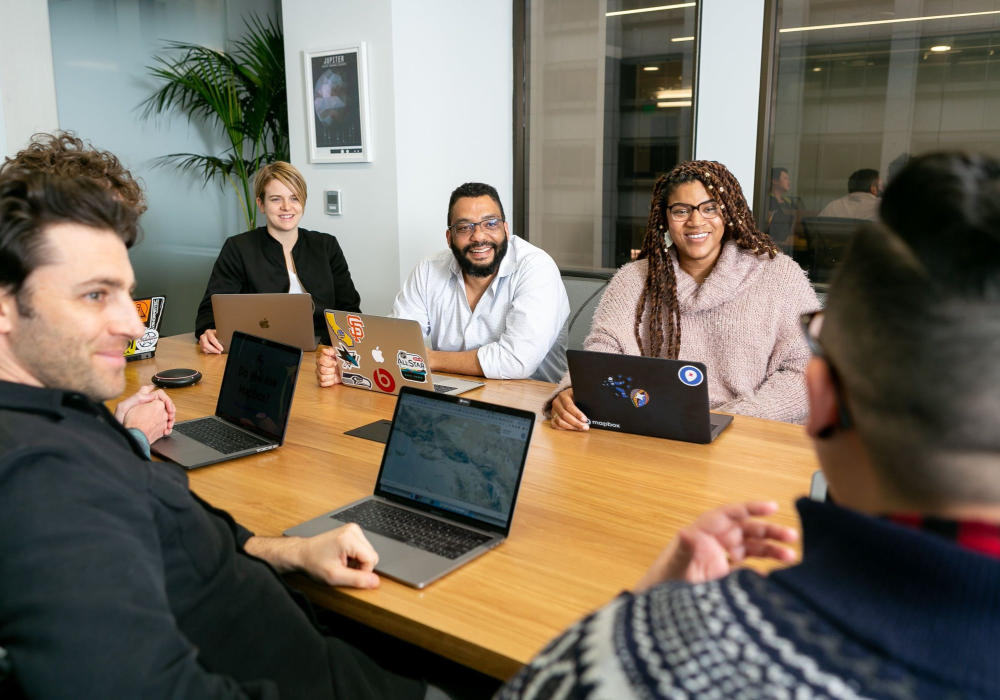Top networking tips for job seekers in Toronto